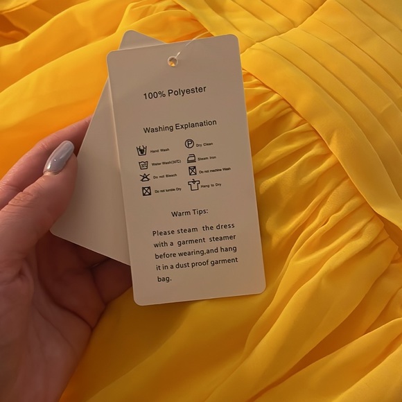 Babaroni Plunging V-Neck Ruffles Pleated Dress With Silt Marigold BABARONI - Picture 5 of 6